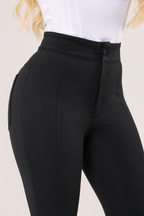 Calça Skinny Básica com Bolsos Empina Bumbum