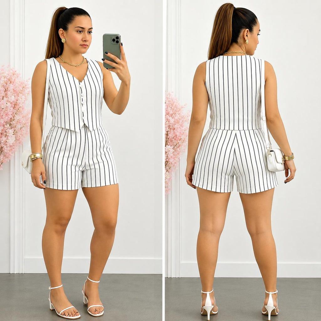 Conjunto Colete e Shorts em Alfaiataria
Conjunto Colete e Shorts
Conjunto Colete Alfaiataria
Conjunto Colete